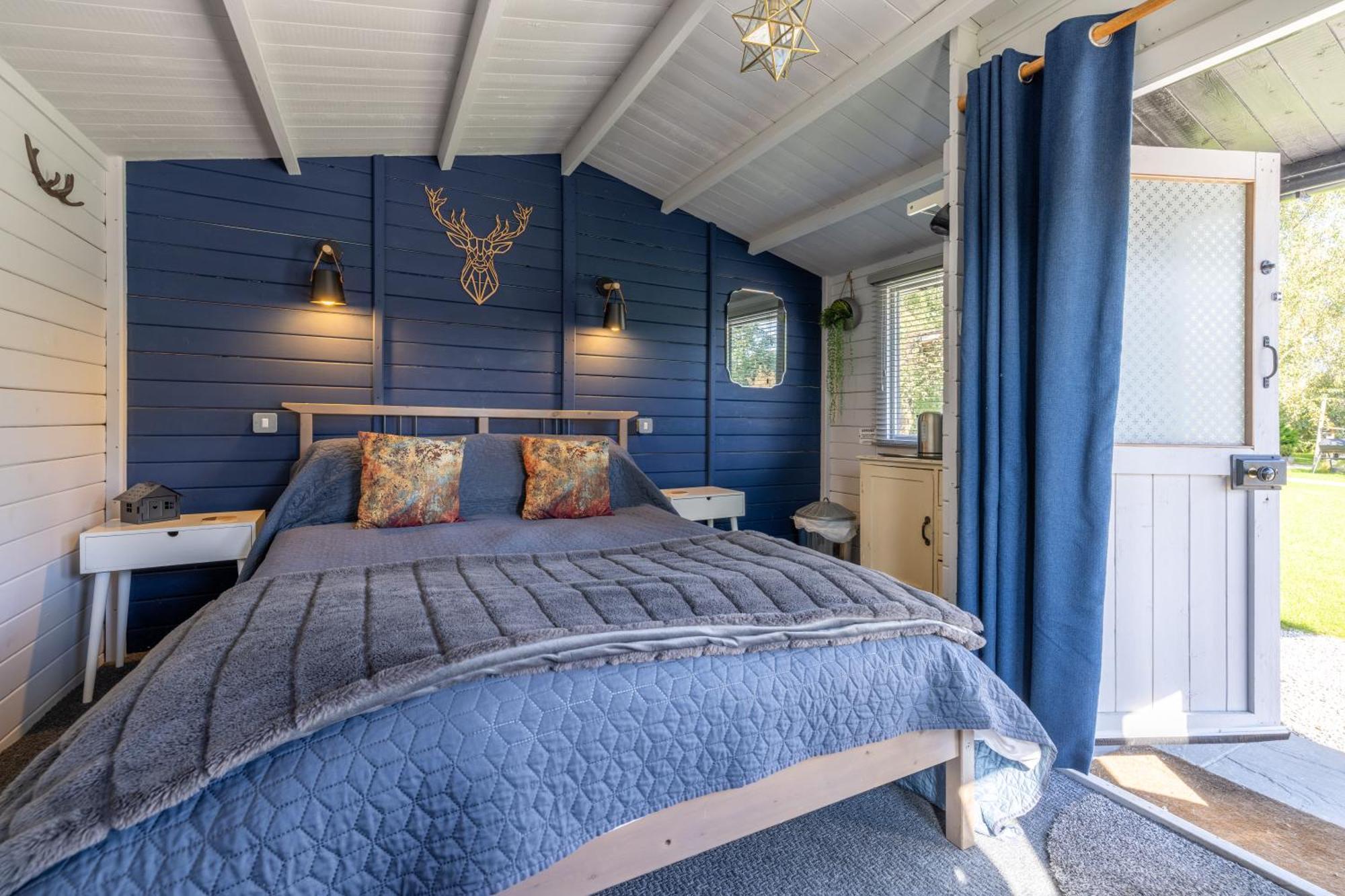 The Little Hide - Adult Only Camping Pods Wigginton  Экстерьер фото